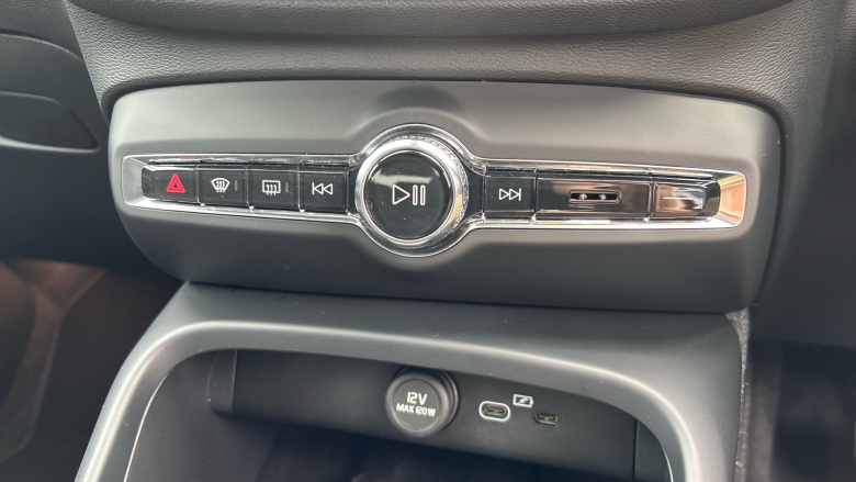 Volvo C40 175kW Recharge Plus 69kWh 5dr Auto Electric Estate